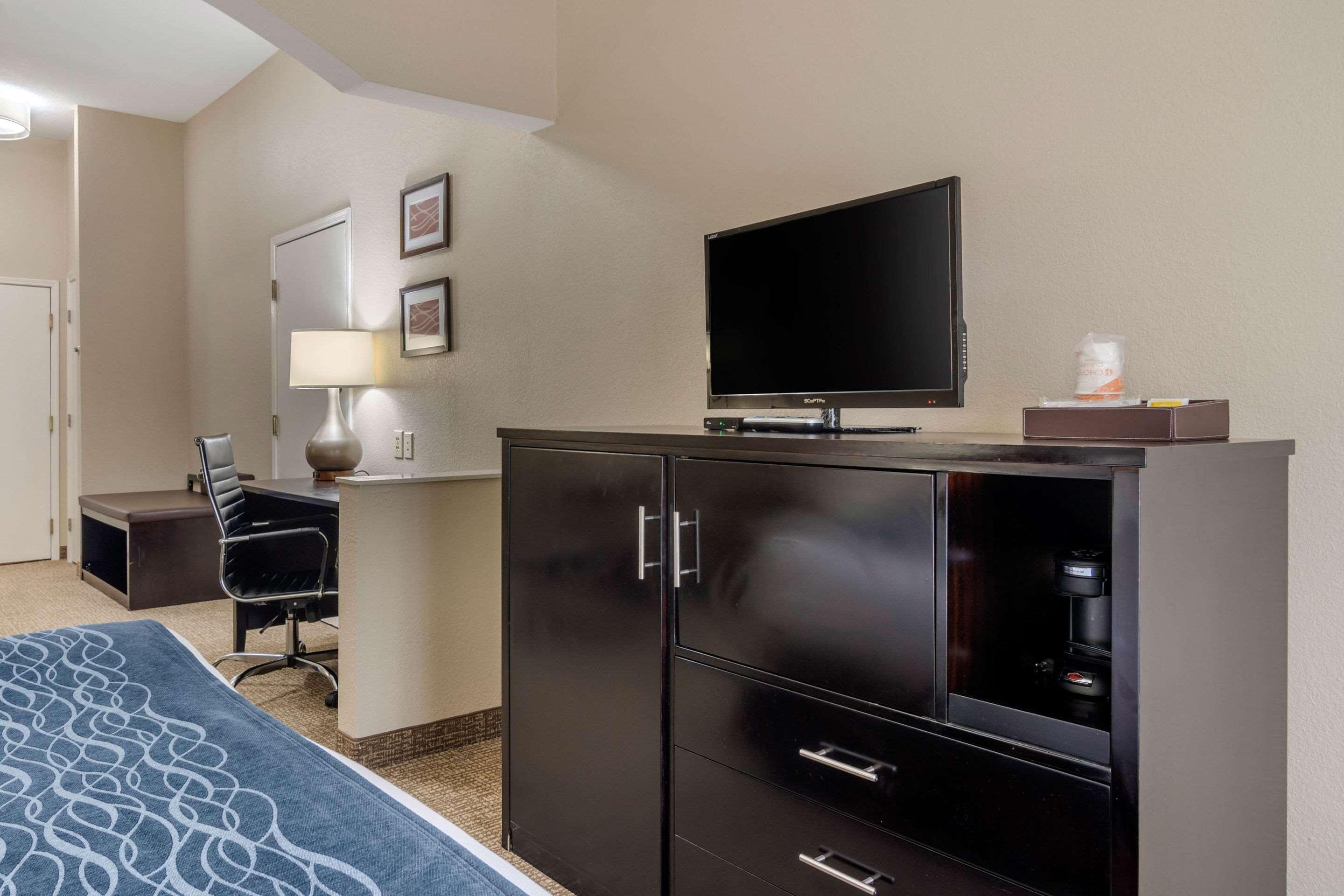 Comfort Inn & Suites Atlanta-Smyrna Esterno foto
