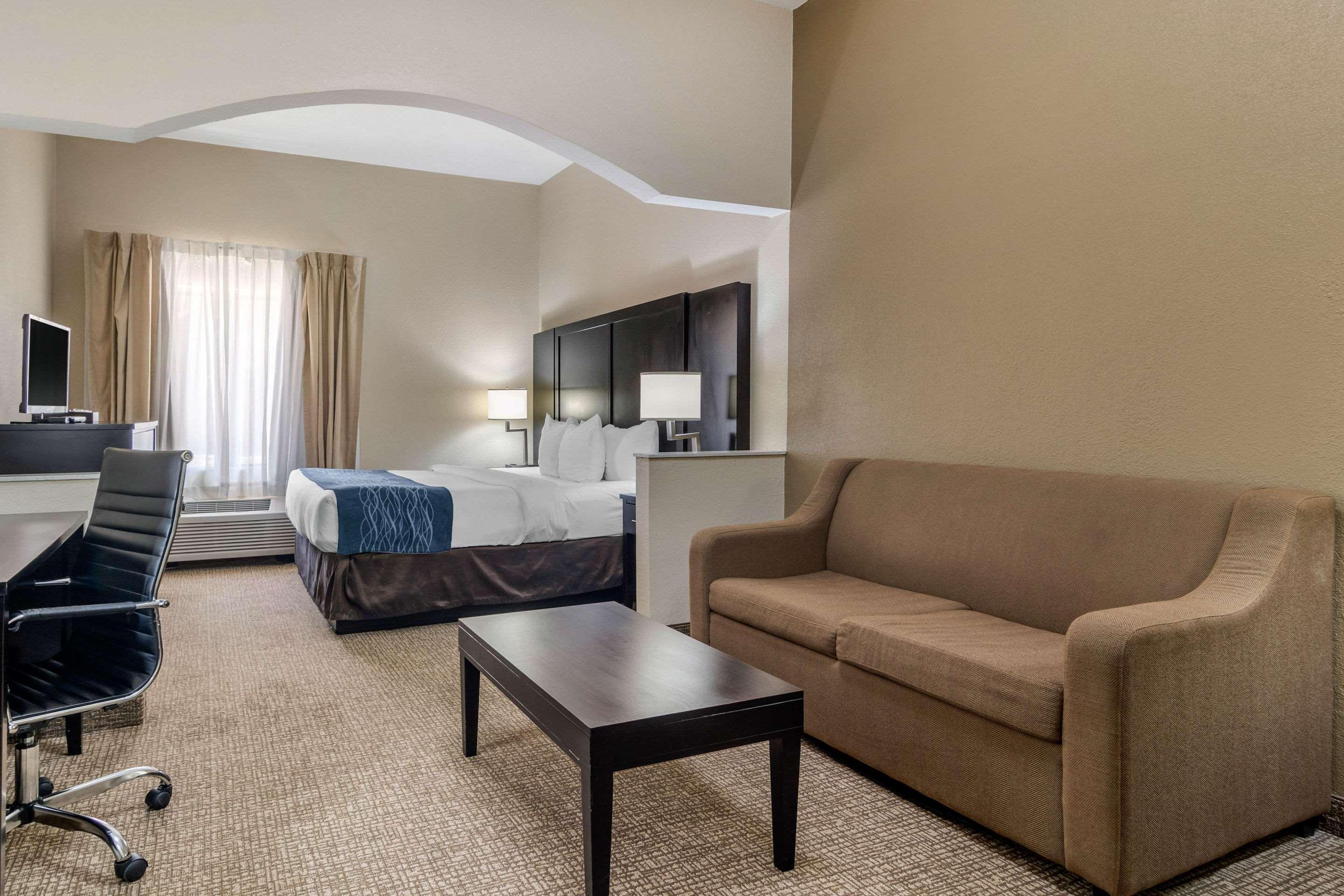 Comfort Inn & Suites Atlanta-Smyrna Esterno foto