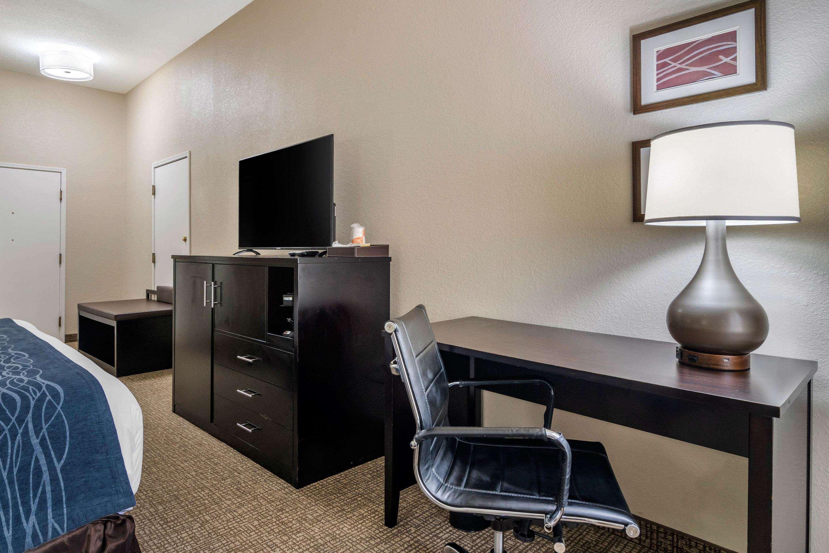 Comfort Inn & Suites Atlanta-Smyrna Esterno foto