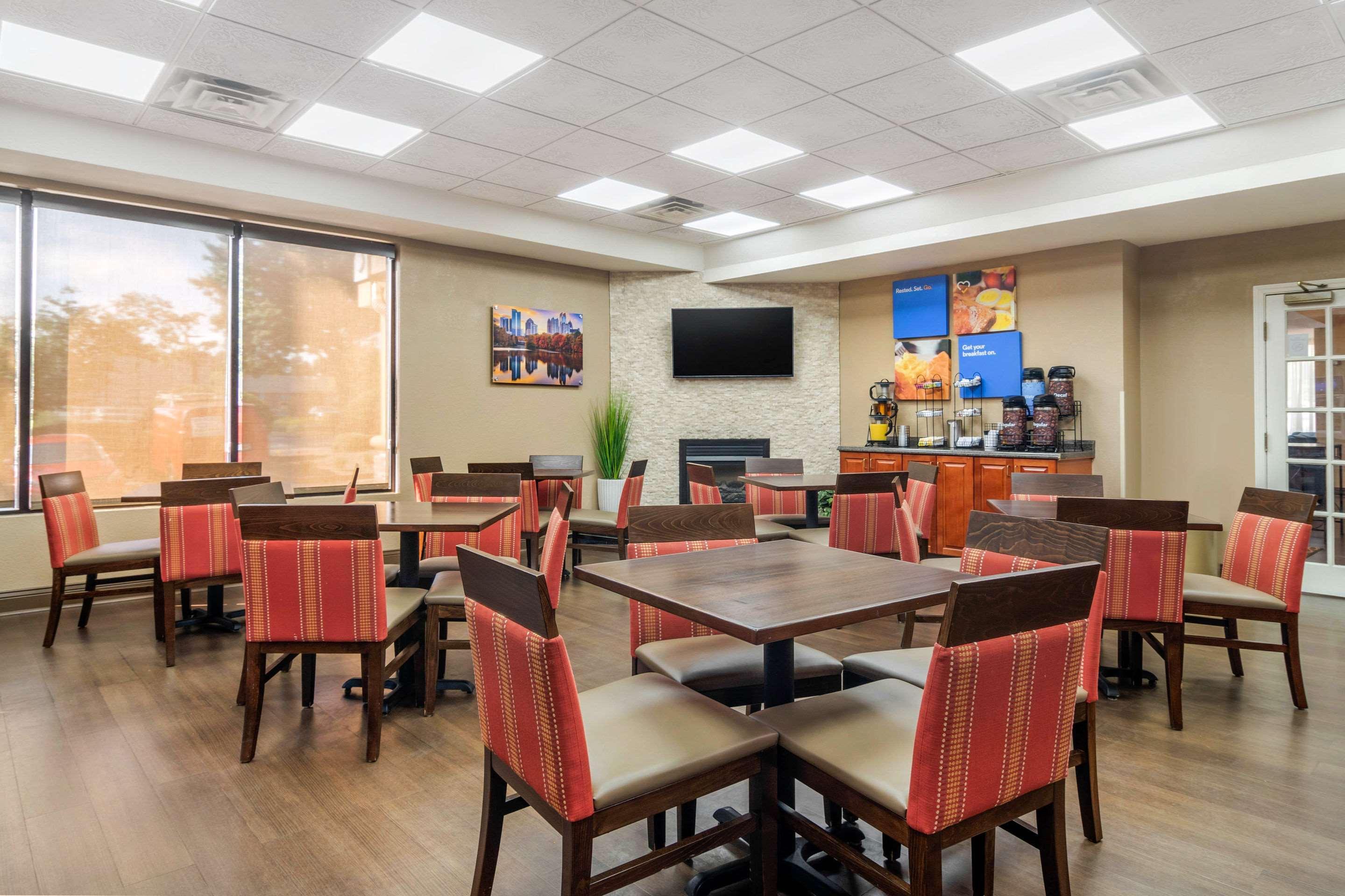 Comfort Inn & Suites Atlanta-Smyrna Esterno foto