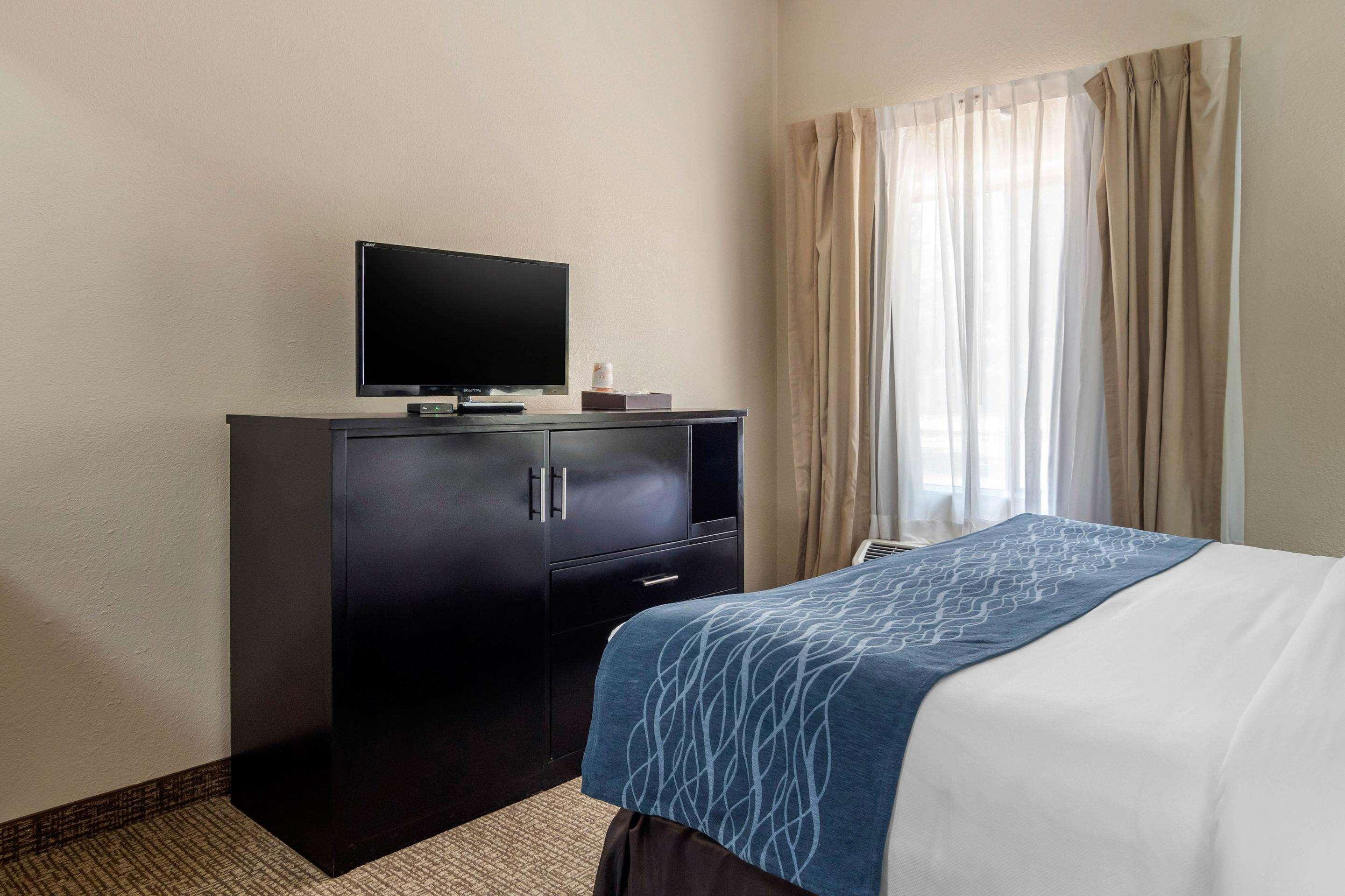 Comfort Inn & Suites Atlanta-Smyrna Esterno foto